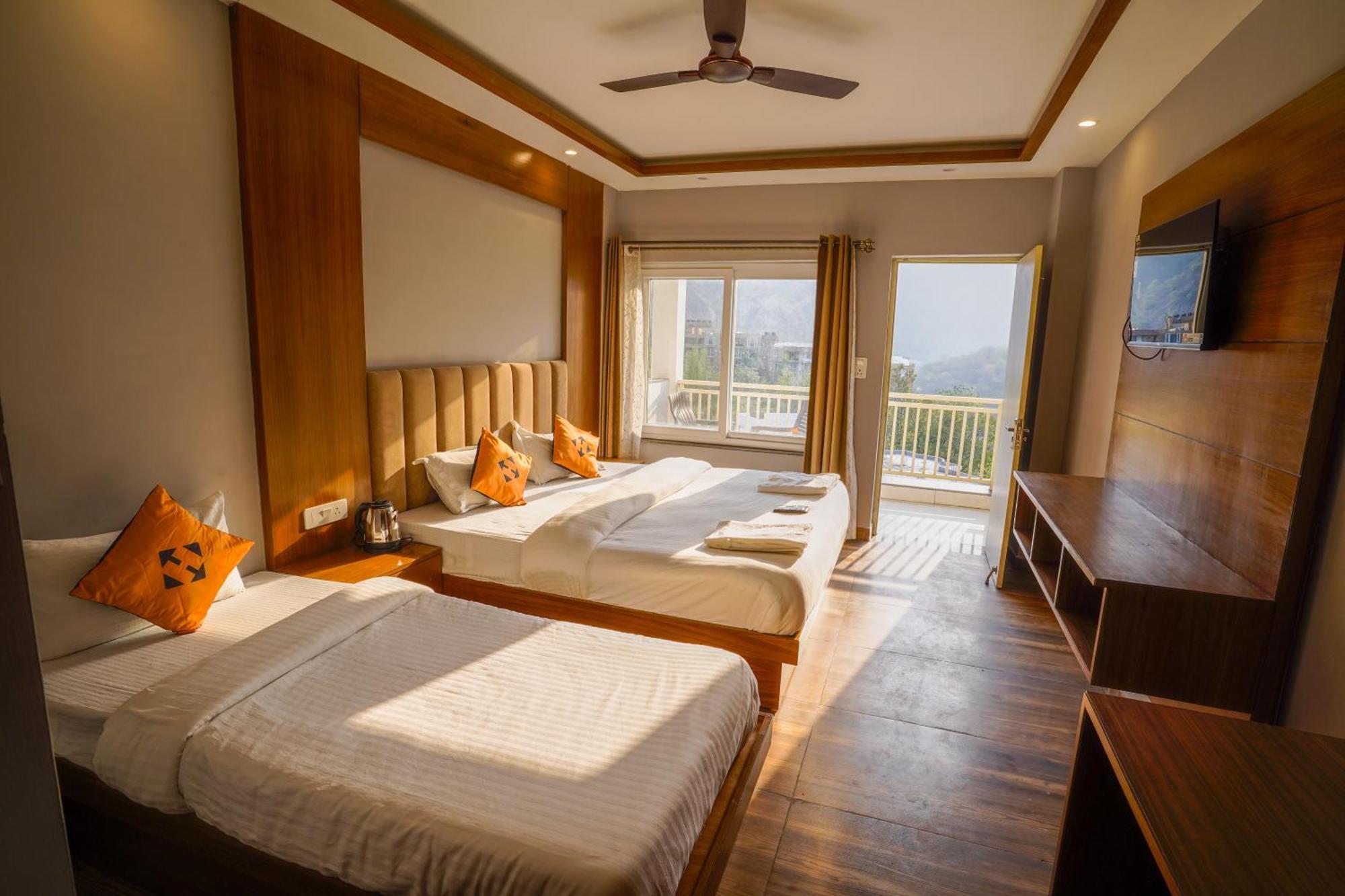 Hide-In Rishikesh, Laxman Jhula Vandrarhem Exteriör bild