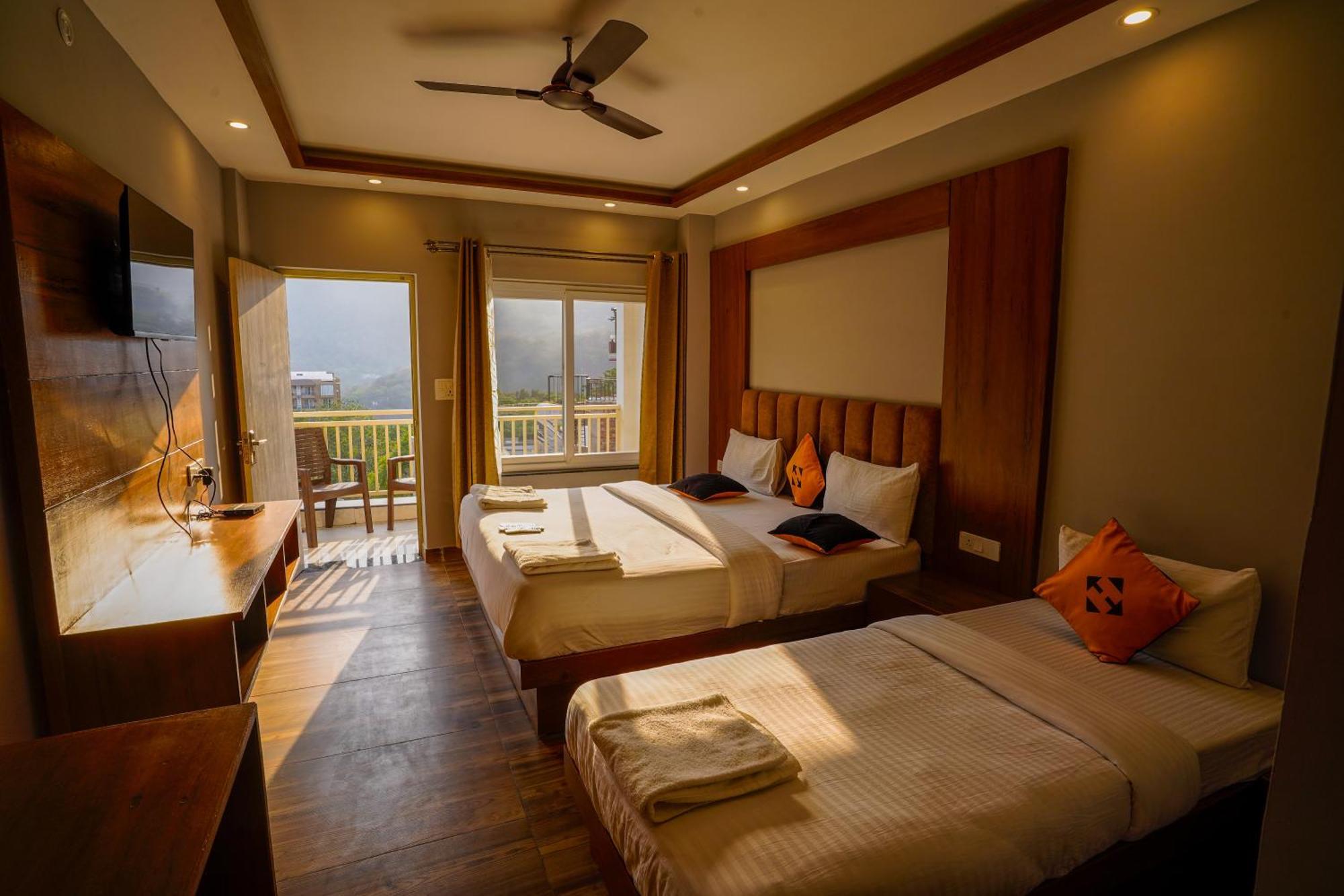 Hide-In Rishikesh, Laxman Jhula Vandrarhem Exteriör bild