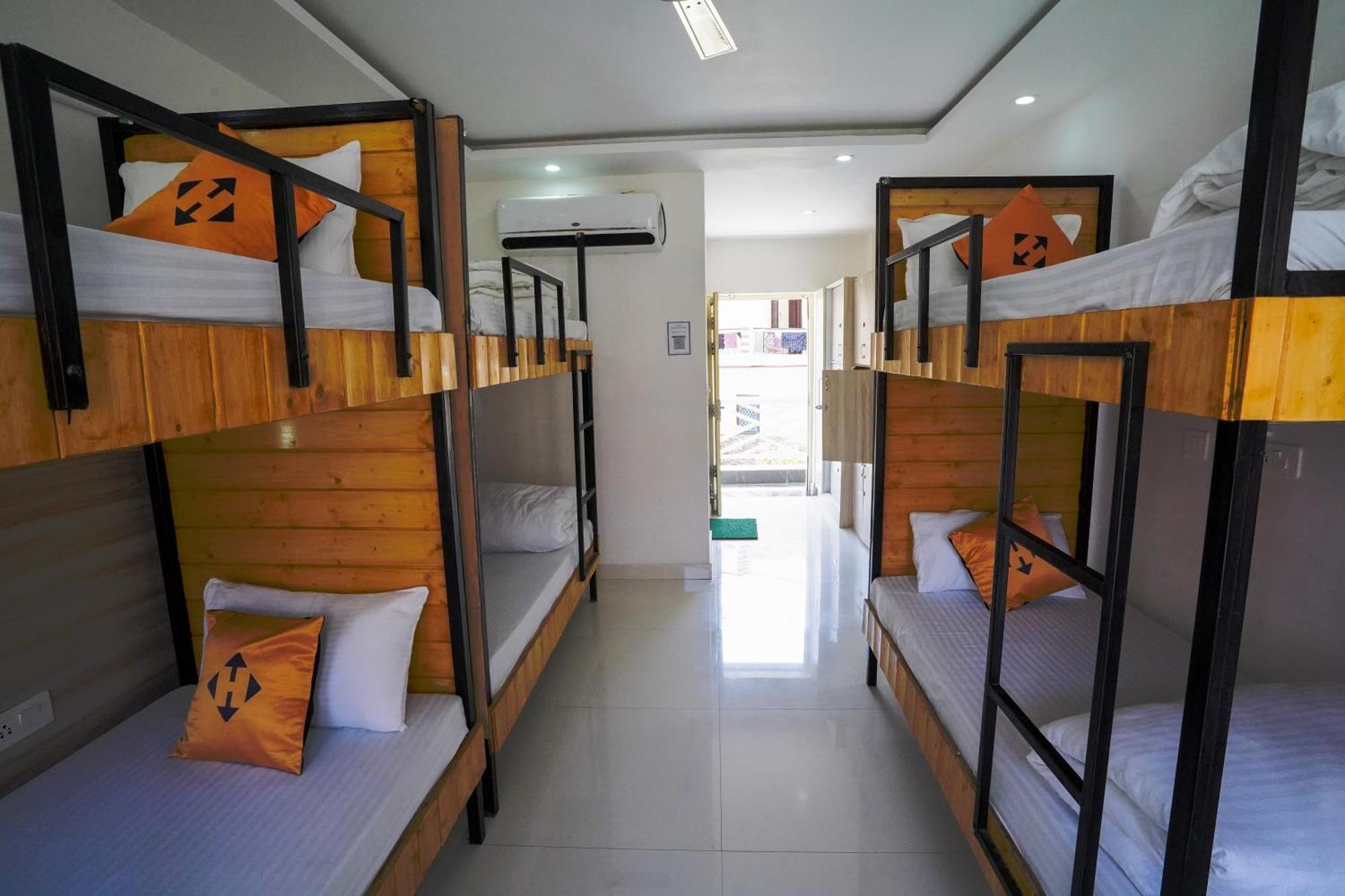 Hide-In Rishikesh, Laxman Jhula Vandrarhem Exteriör bild